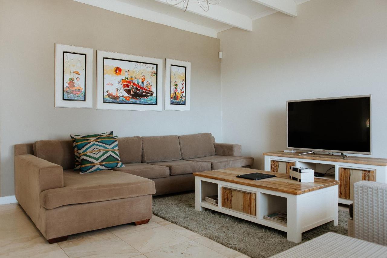 Pebbles Apartment Paternoster Bagian luar foto