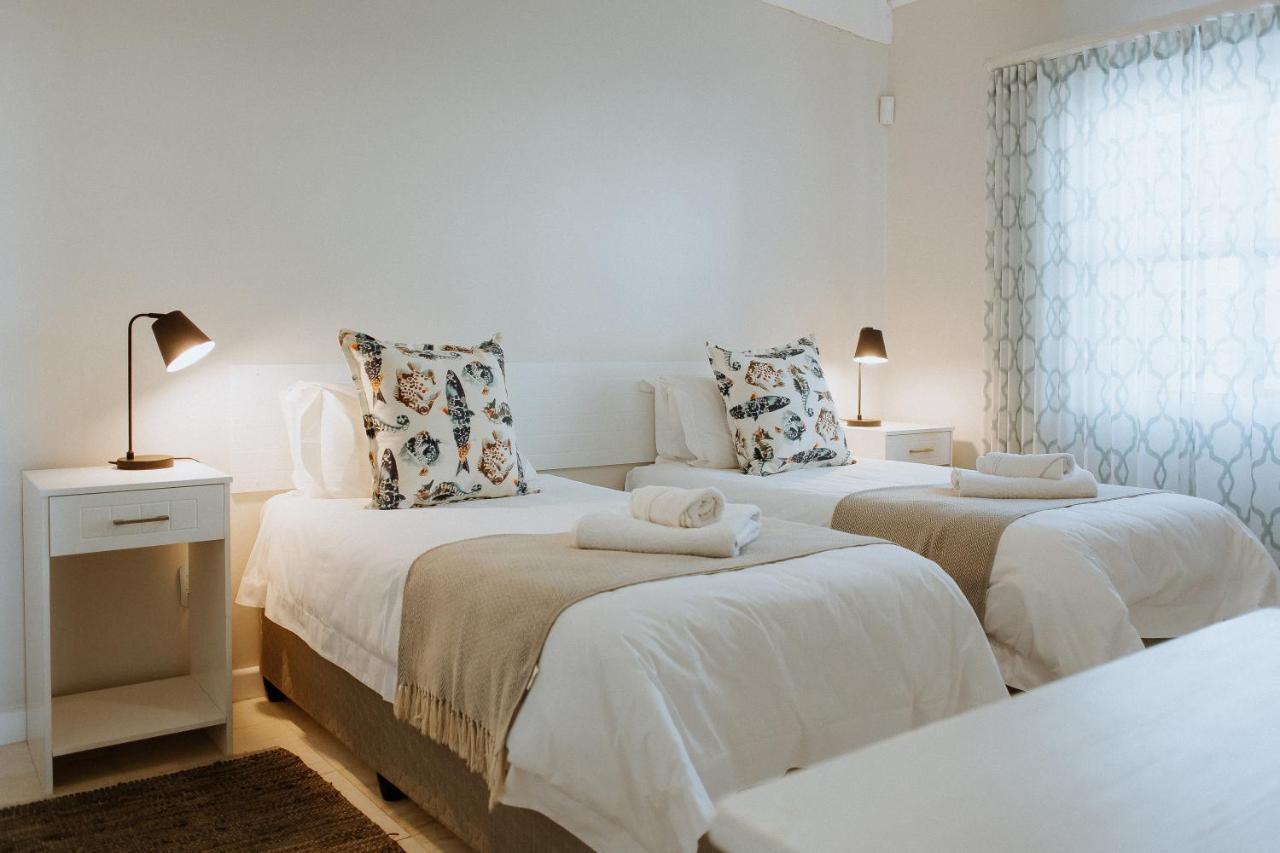Pebbles Apartment Paternoster Bagian luar foto
